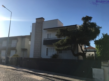 RESIDENCIA UNIFAMILIAR
